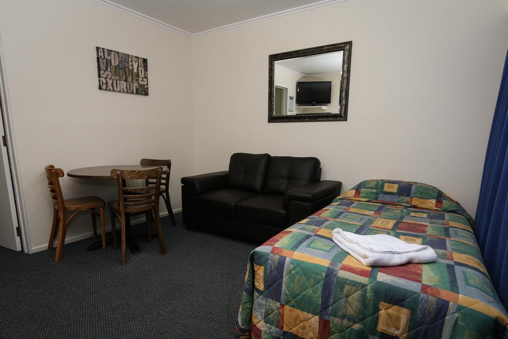 New Plymouth Top 10 Holiday Park Quarto foto