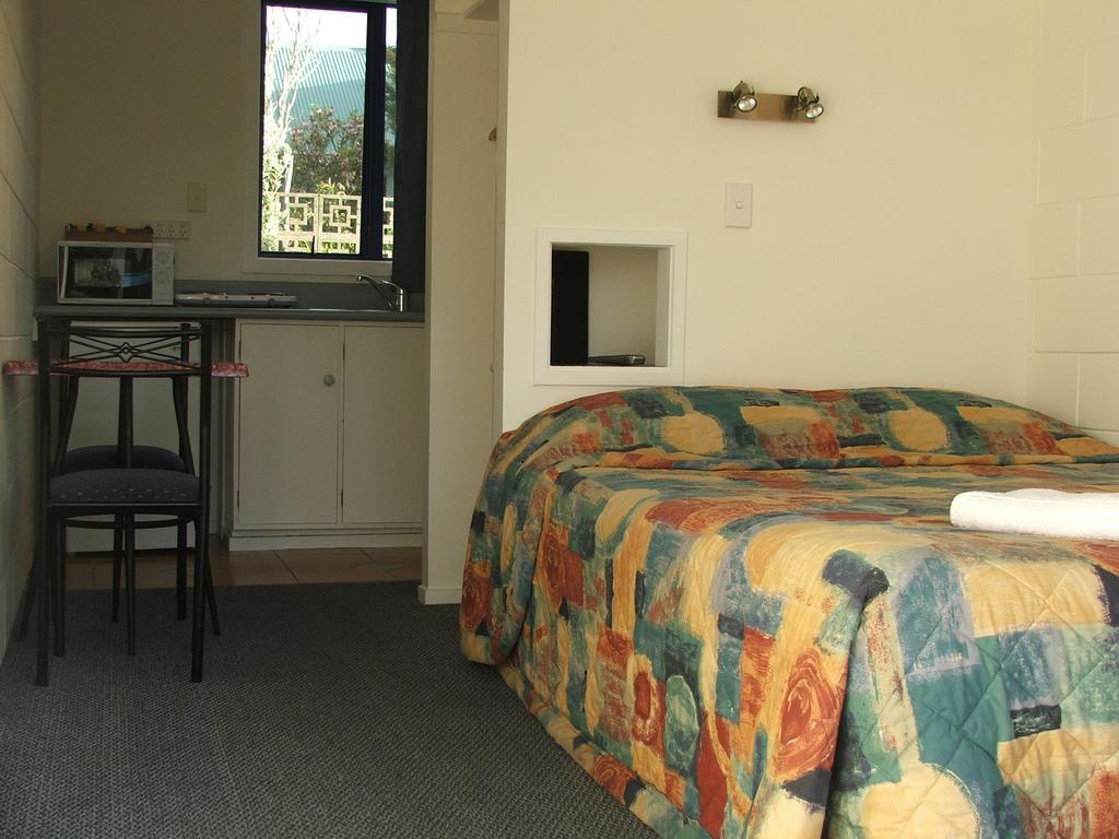 New Plymouth Top 10 Holiday Park Quarto foto